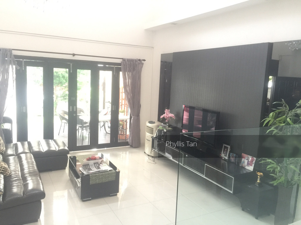 Loyang Villas (D17), Terrace #152187192
